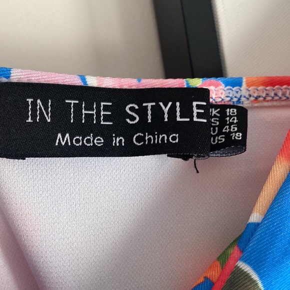 Floral tie front swimsuit by celeb Jac Jossa for In the style plus size 18 new - Picture 3 of 8